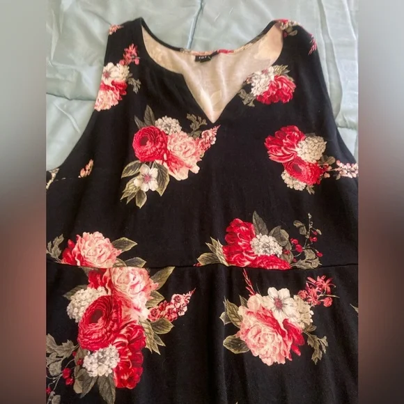 Torrid Multicolored Sleeveless Boxy Tank Top - Picture 6 of 8